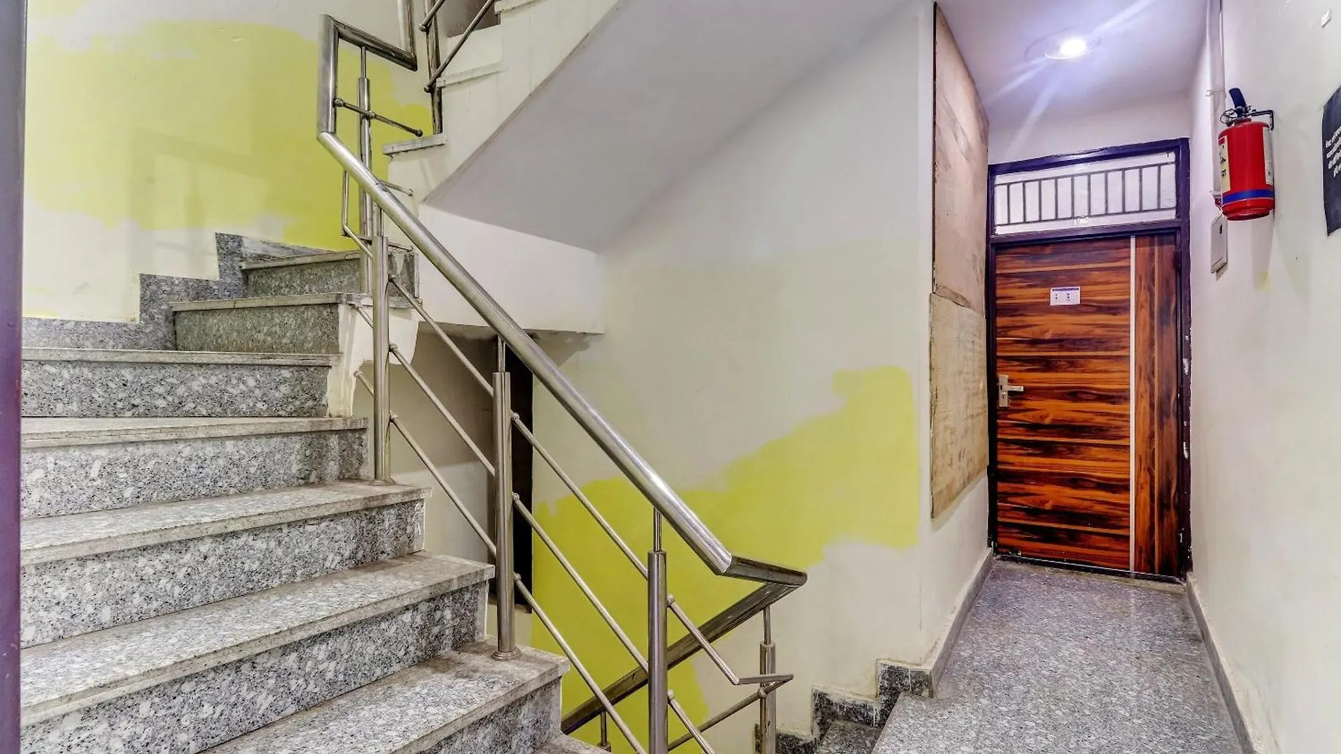 Hotel O Cozy Stay Delhi